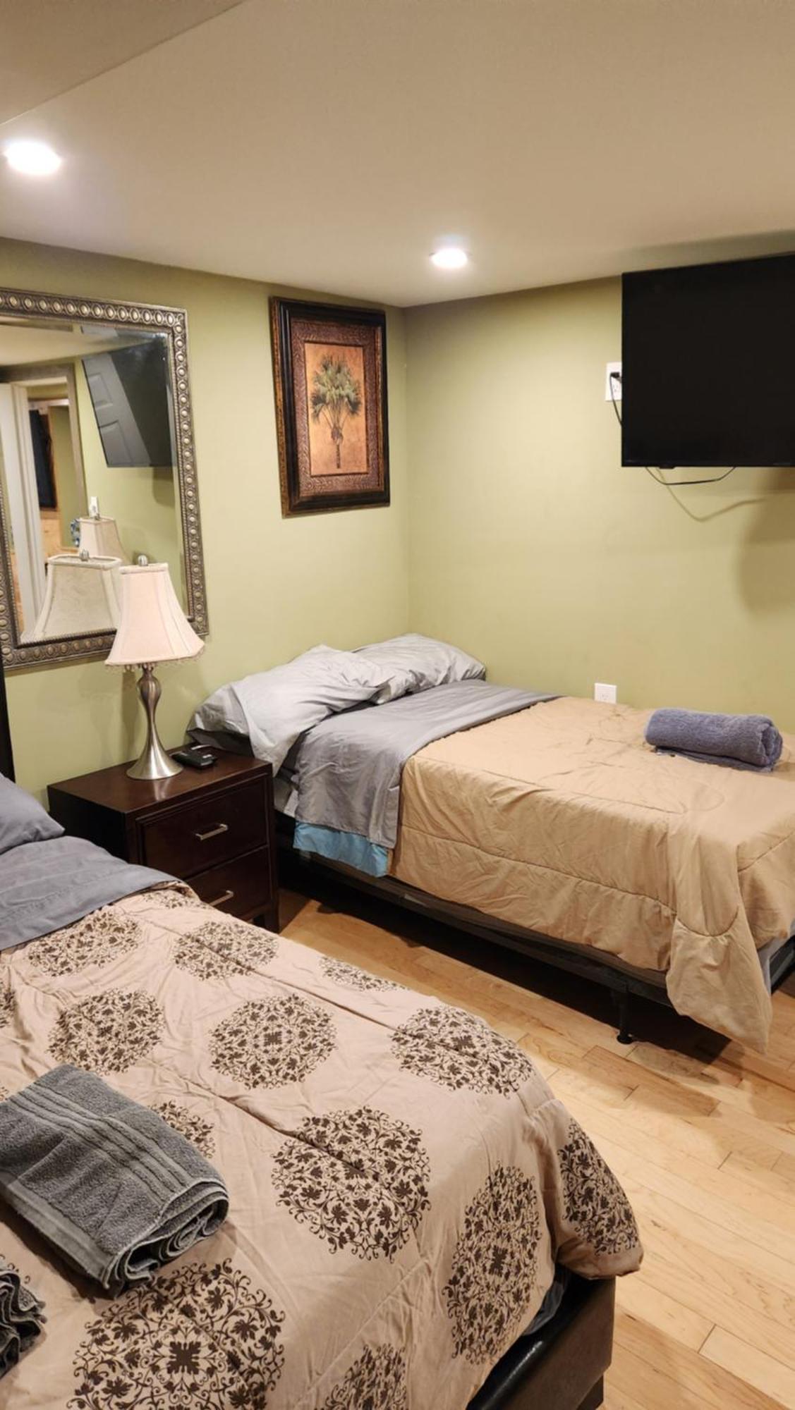 Two Bedroom Few Blocks From The Beach And Tropicana Casino Atlantic City Buitenkant foto